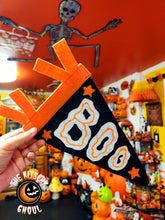 Load image into Gallery viewer, Handmade Felt 'Boo' Pennant