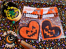 Load image into Gallery viewer, Handmade Pumpkin Heart Patch (Sew On)

