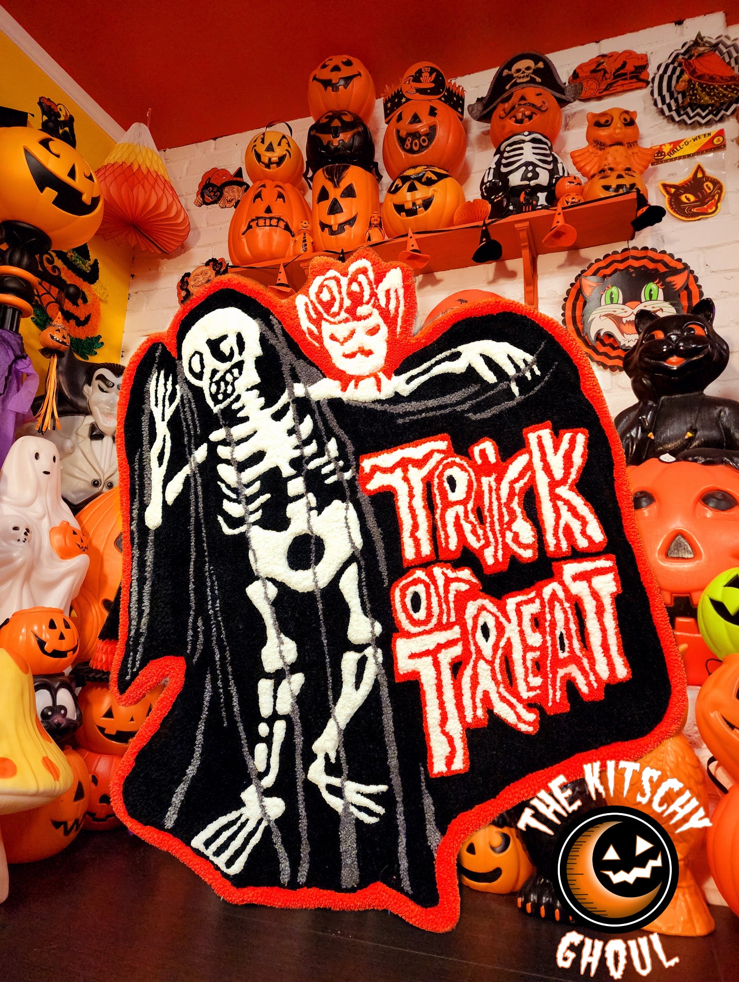 'Trick or Treat Ghoul' Handcrafted UV & Glow Tufted Wall Hanging